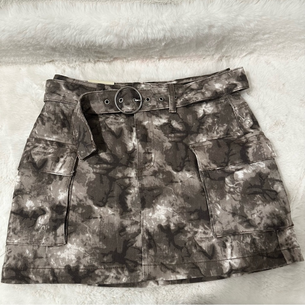 Stylish Tie-Dye Mini Skirt